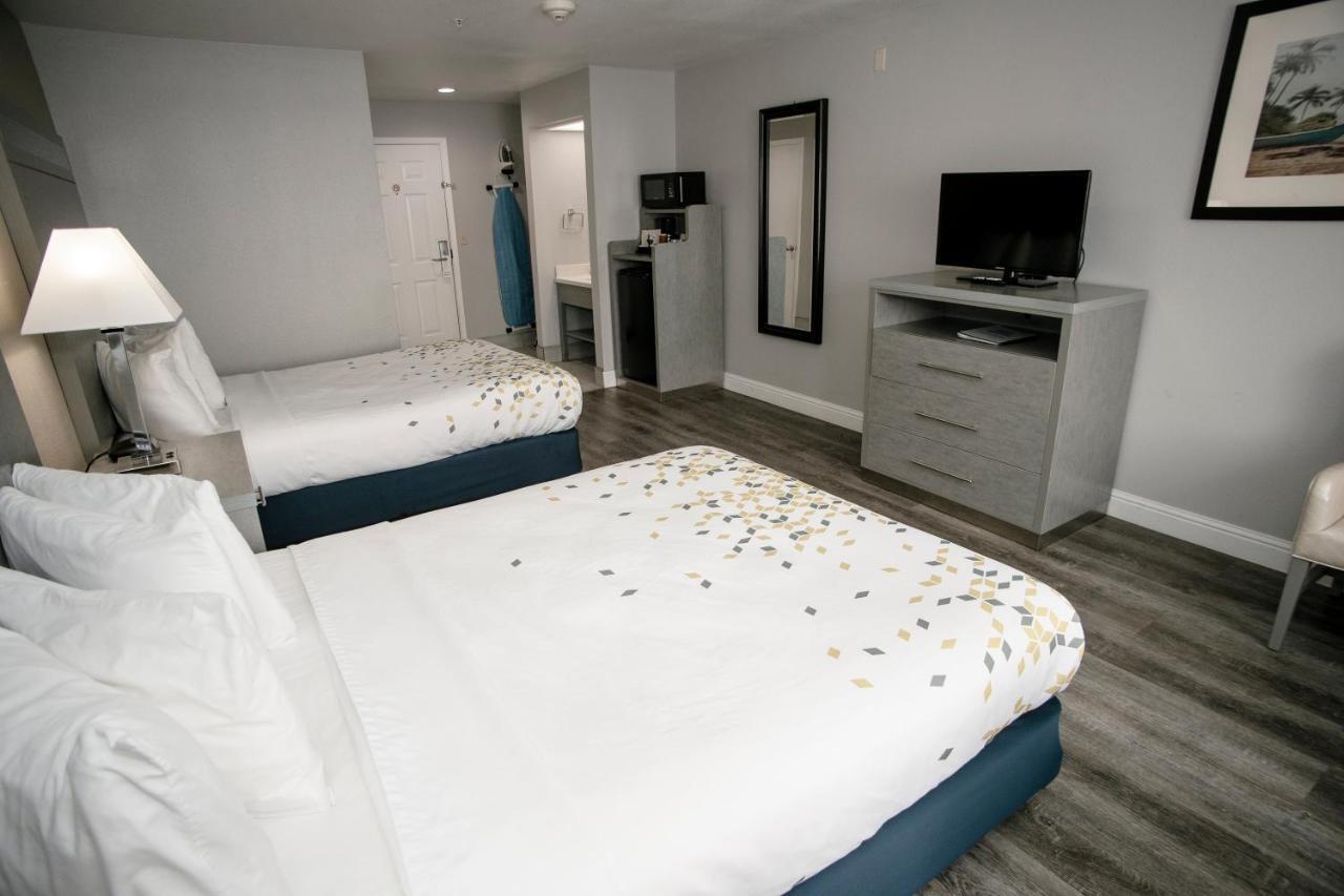 Anchor Beach Inn Кресент-Сити Экстерьер фото